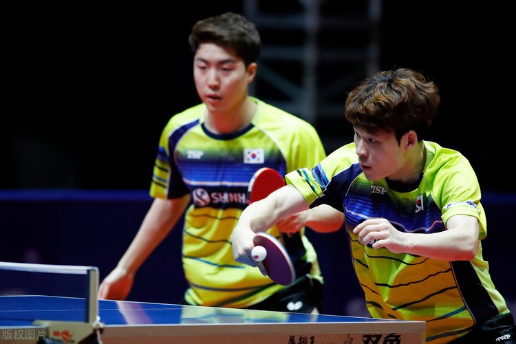 我們不僅看 我們不僅看